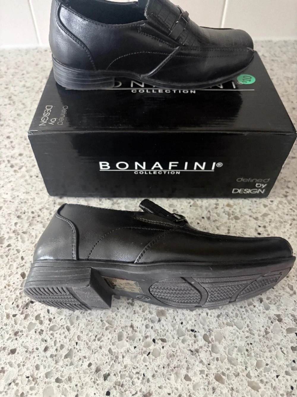 Boys shoes size 6